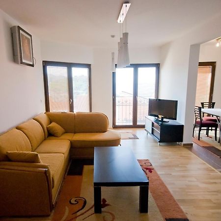 Apartments Ivan Petrovac Стая снимка