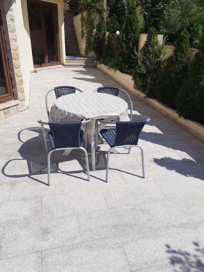 Apartments Ivan Petrovac Екстериор снимка