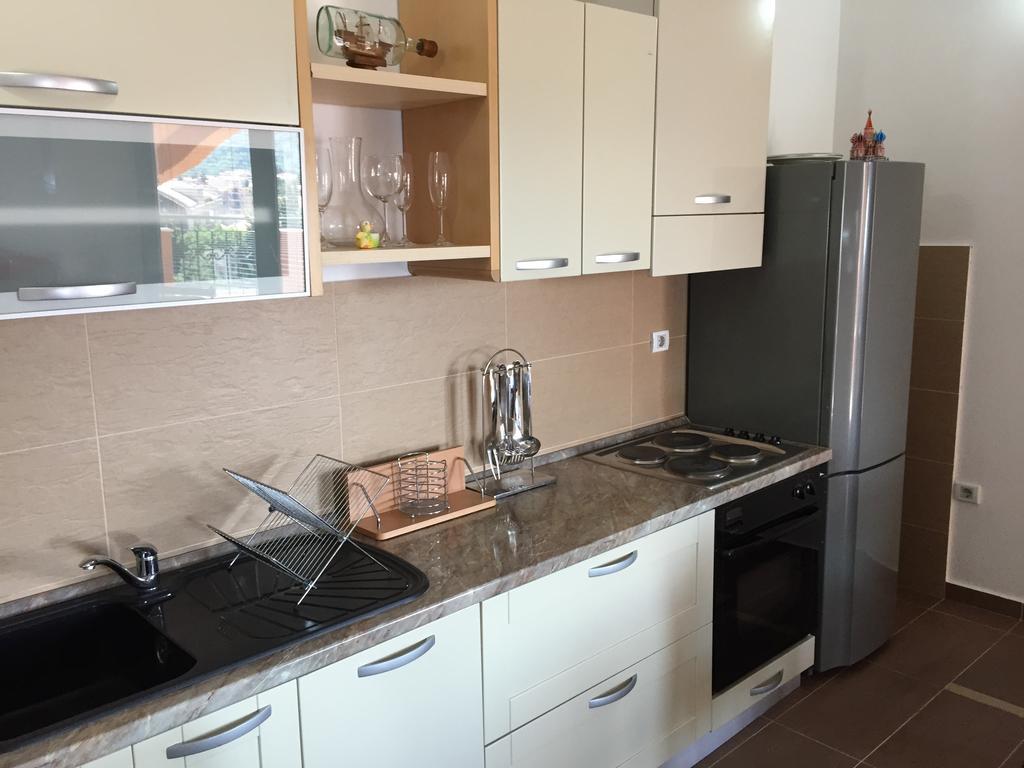 Apartments Ivan Petrovac Екстериор снимка