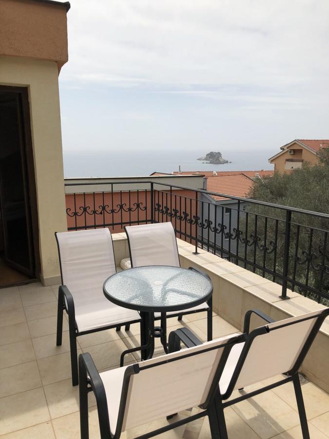 Apartments Ivan Petrovac Екстериор снимка